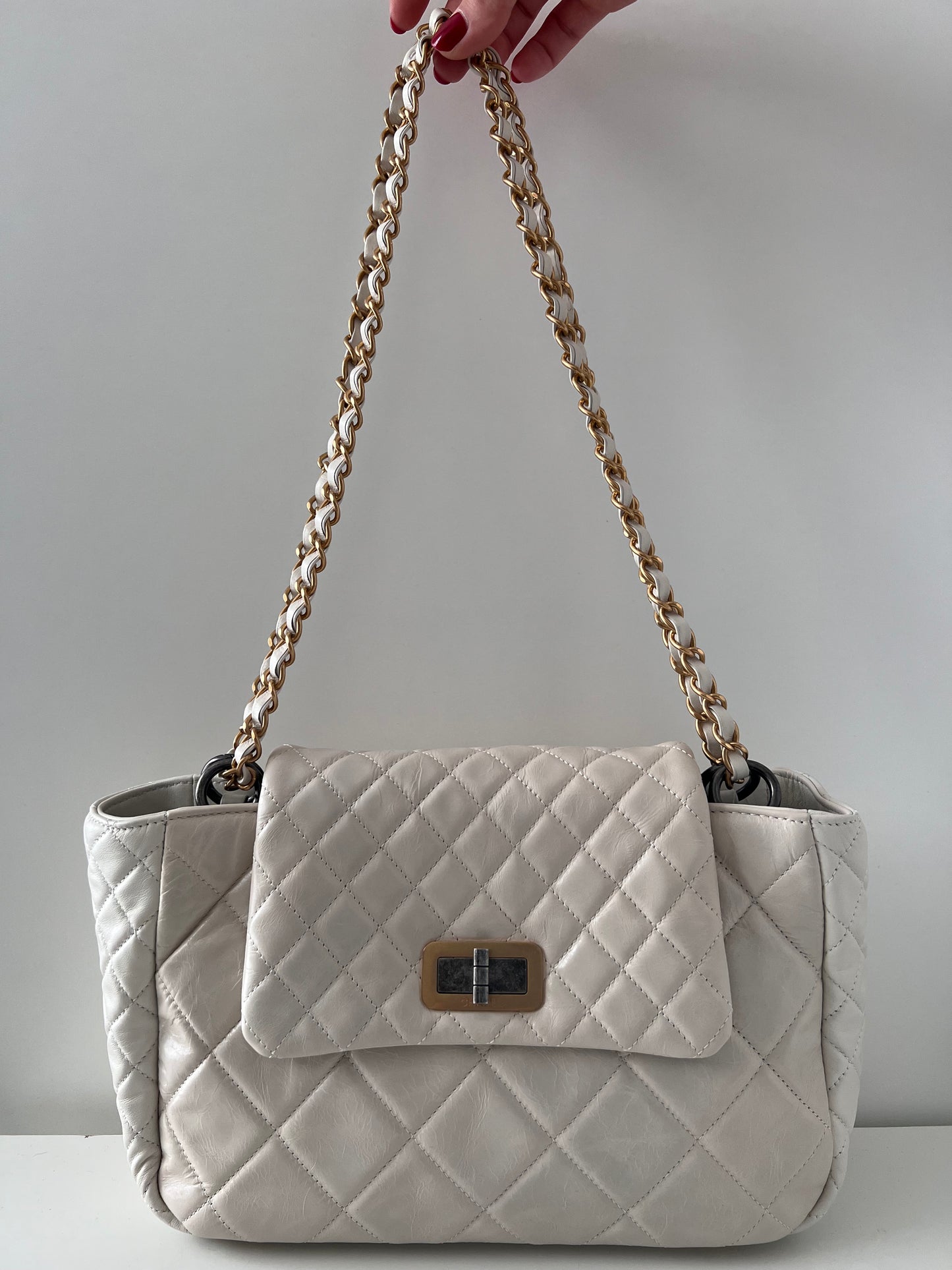 Chanel White Leather Handbag